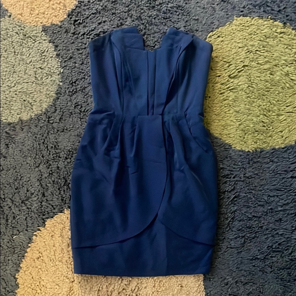 Elegant Blue Strapless Dress